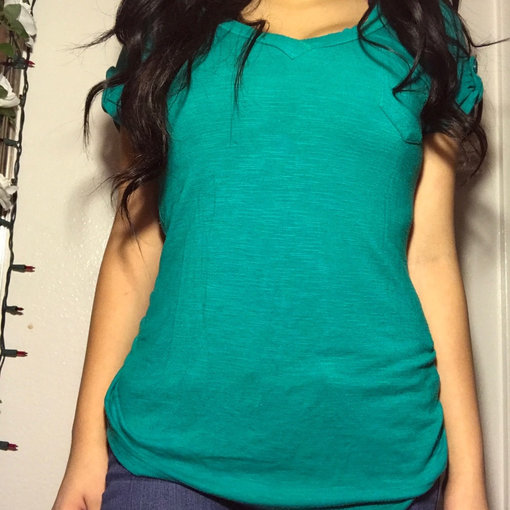 Spring bud color tee☘️😍